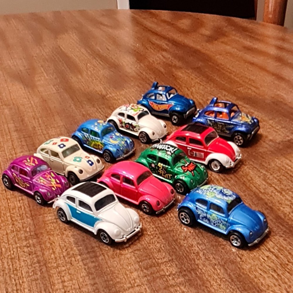 Lot Of 11 VW Bug Cars Hot Wheels Matchbox Yatming Vintage Great Condition